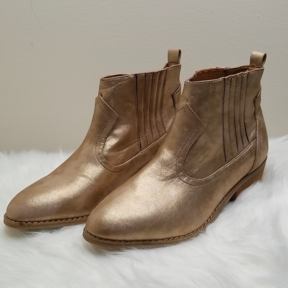 Universal Thread Gold Ankle Boots 11